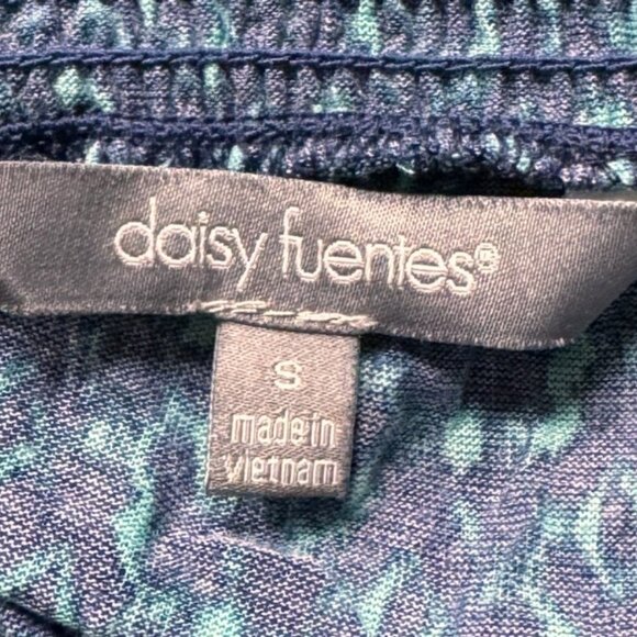 Daisy Fuentes Short Sleeve Blue Blouse Casual Stretchy Comfy Top Small - Picture 3 of 7